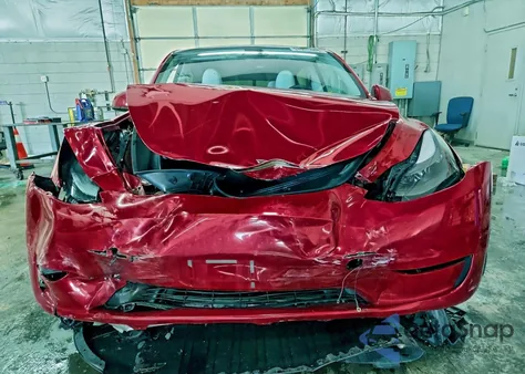 2023 Tesla Model Y from USA, damaged, VIN 7SAYGDEE2PF689855